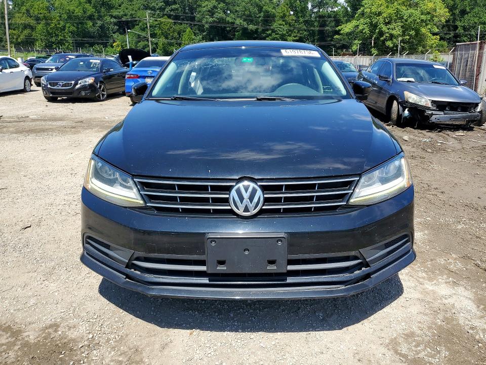 2018 Volkswagen Jetta მანქანა იყიდება აუქციონზე, vin: 3VW2B7AJ2JM247891, აუქციონის ნომერი: 61978736