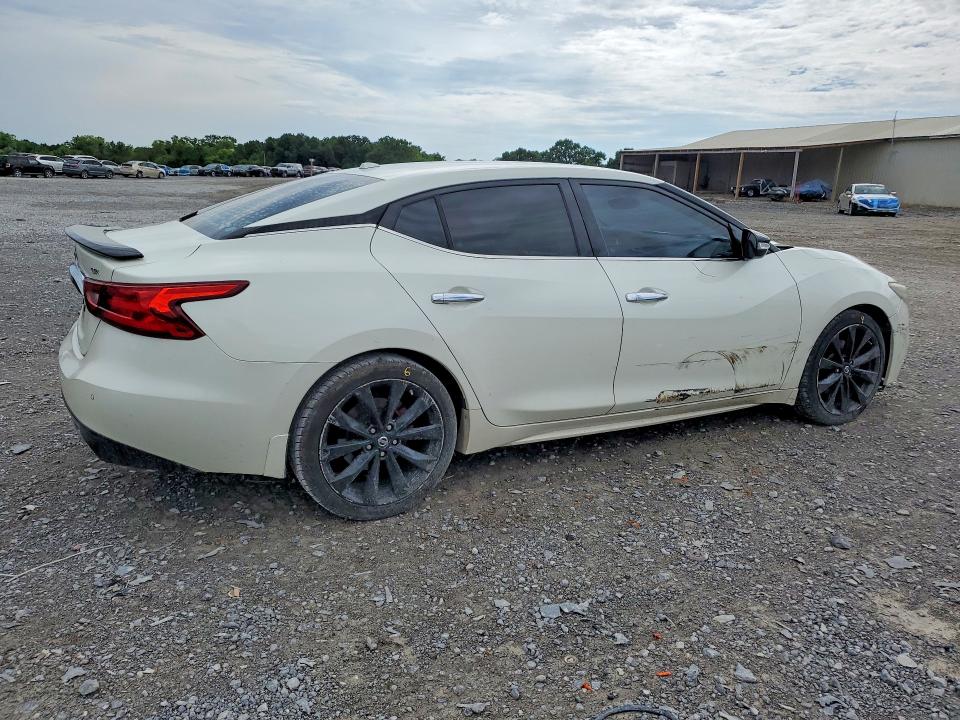 60624896 :رقم المزاد ، 1N4AA6AP7HC368093 vin ، 2017 Nissan Maxima مزاد بيع