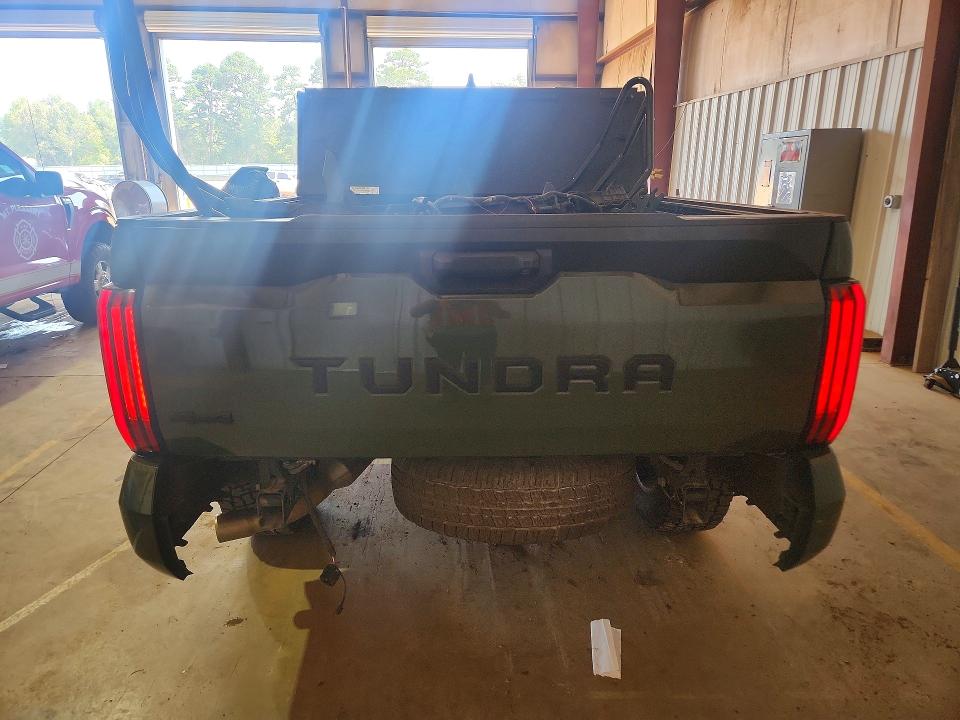 2022 Toyota Tundra მანქანა იყიდება აუქციონზე, vin: 5TFLA5DB9NX028588, აუქციონის ნომერი: 61903836