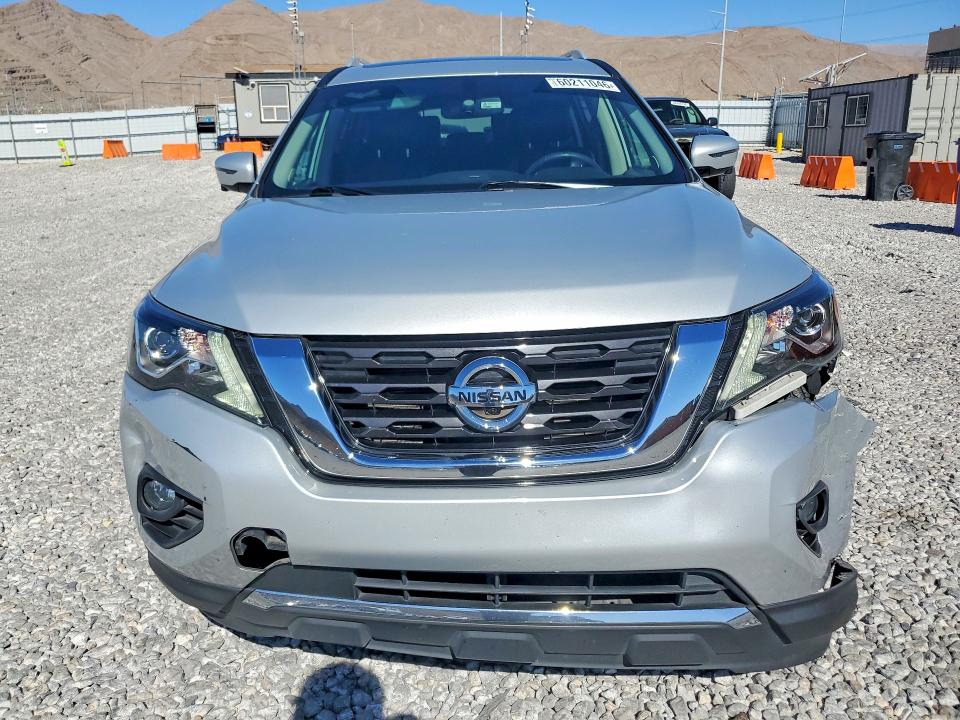 60211046 :رقم المزاد ، 5N1DR2MN4JC638062 vin ، 2018 Nissan Pathfinder مزاد بيع
