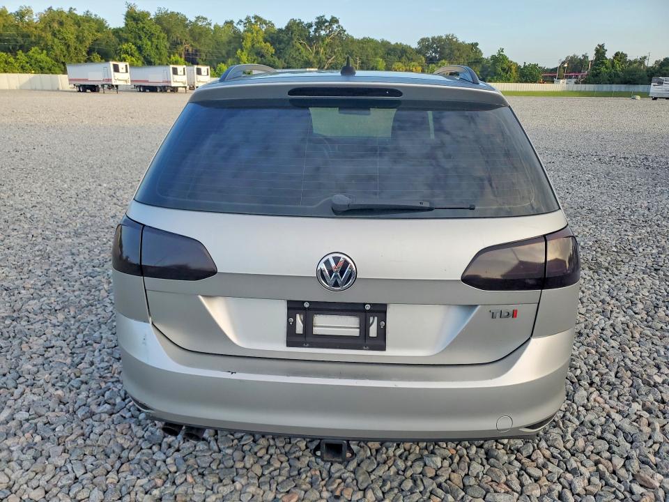 62232486 :رقم المزاد ، 3VWCA7AU3FM506221 vin ، 2015 Volkswagen Golf Sportwagen مزاد بيع