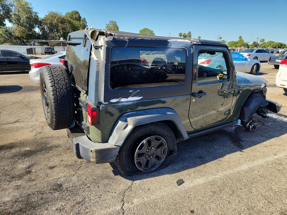 61344726 :رقم المزاد ، 1C4AJWAG0FL724231 vin ، 2015 Jeep Wrangler مزاد بيع