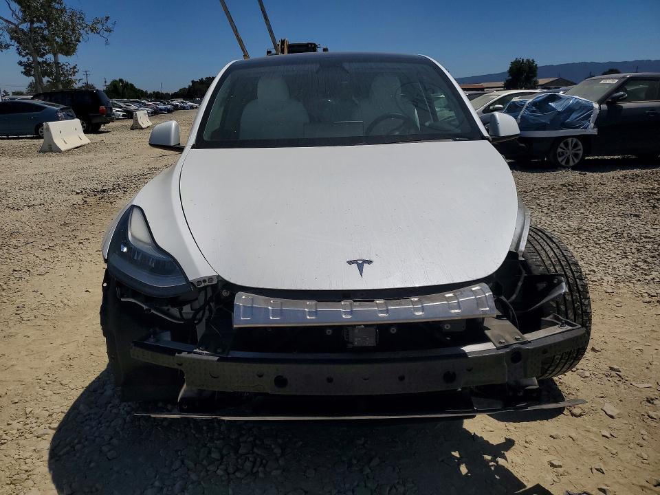 60081746 :رقم المزاد ، 5YJYGDEFXLF018806 vin ، 2020 Tesla Model Y مزاد بيع