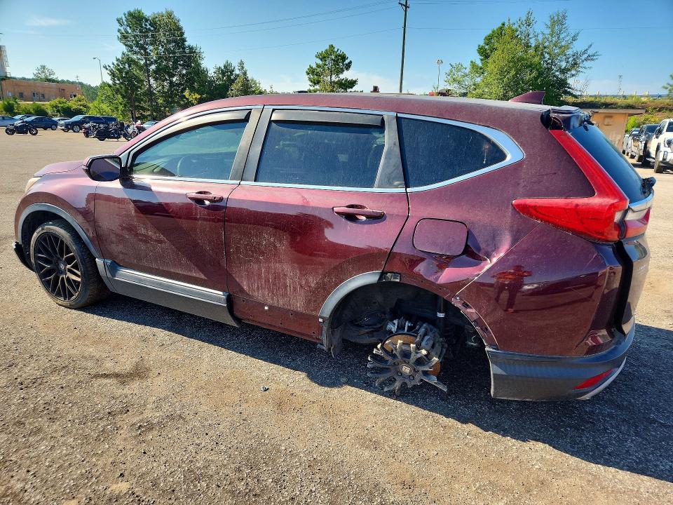 61126236 :رقم المزاد ، 7FARW1H57JE033161 vin ، 2018 Honda Cr-v مزاد بيع