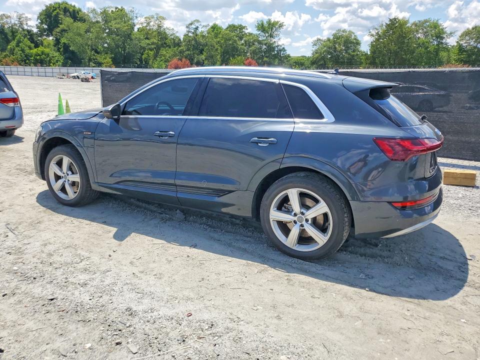 2019 Audi E-tron მანქანა იყიდება აუქციონზე, vin: WA1LAAGE7KB024783, აუქციონის ნომერი: 60629146