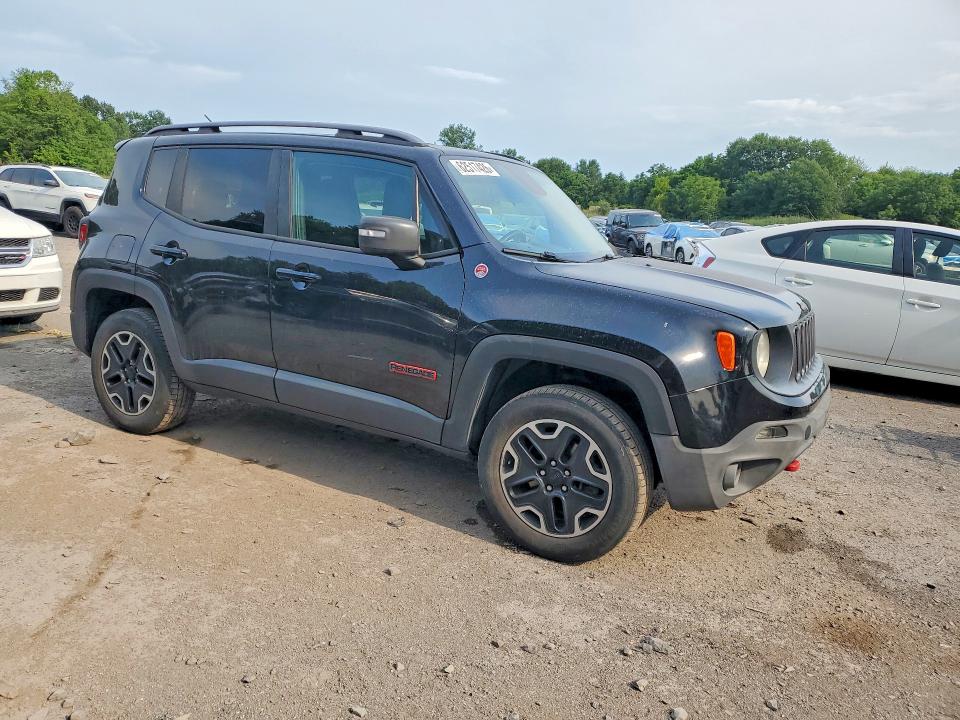 62517426 :رقم المزاد ، ZACCJBCT0FPB62010 vin ، 2015 Jeep Renegade مزاد بيع