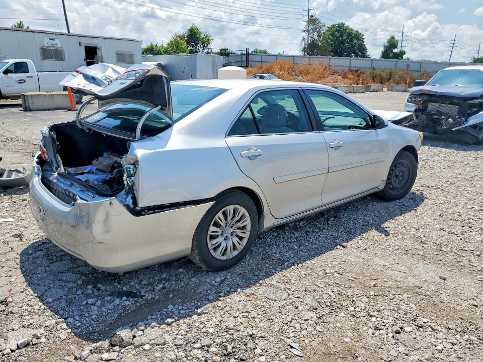 59956226 :رقم المزاد ، 4T1BF1FK2EU348545 vin ، 2014 Toyota /s/le/xle مزاد بيع
