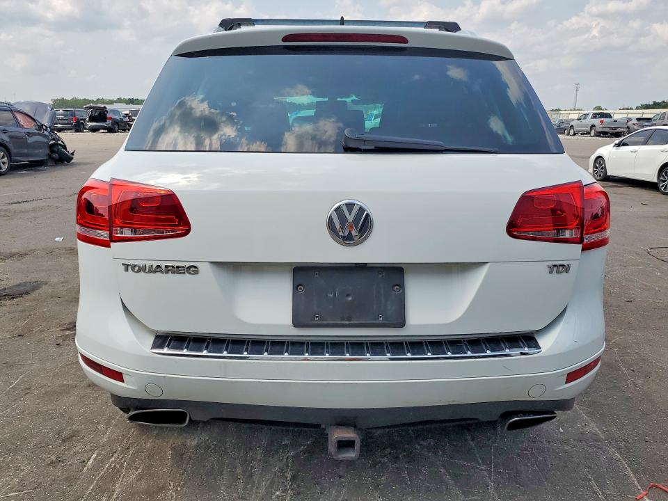 Продаж на аукціоні авто 2014 Volkswagen Touareg, vin: WVGEP9BP0ED007915, номер лоту: 62913766