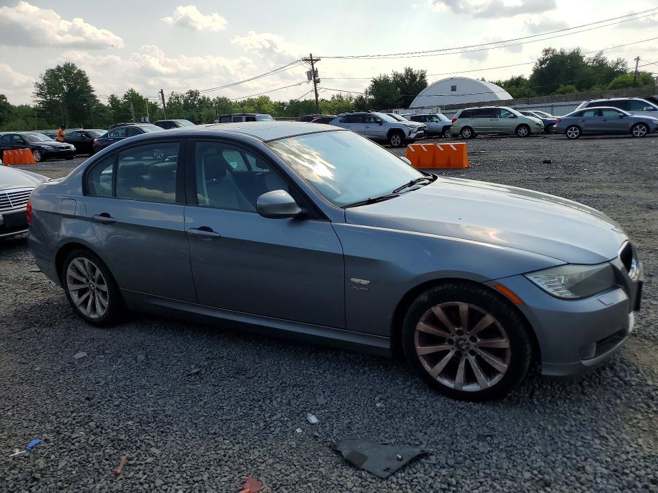 60554996 :رقم المزاد ، WBAPK5G53BNN28254 vin ، 2011 Bmw 328 مزاد بيع