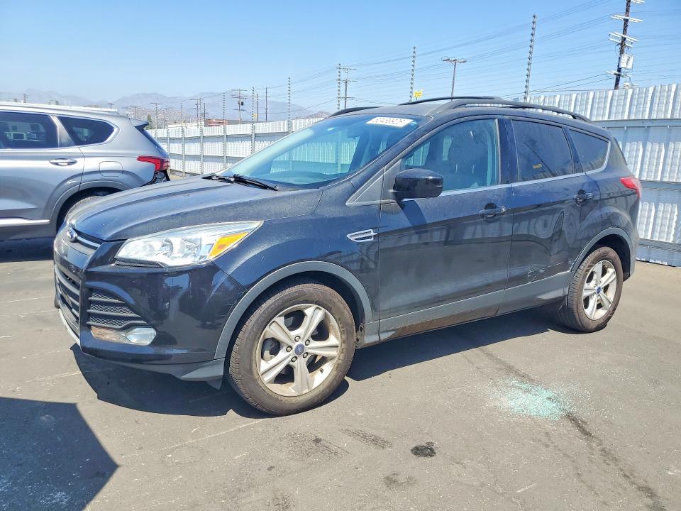 2014 Ford Escape მანქანა იყიდება აუქციონზე, vin: 1FMCU0GX2EUE27647, აუქციონის ნომერი: 60489926