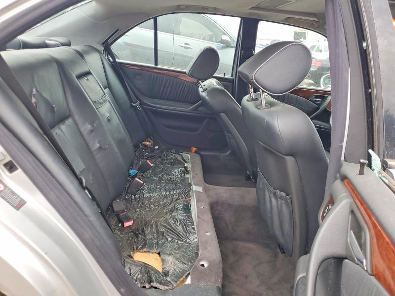 62280666 :رقم المزاد ، WDBJF70J32B488595 vin ، 2002 Mercedes-benz E مزاد بيع