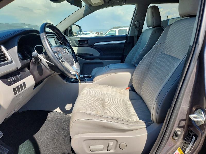 2018 Toyota Highlander მანქანა იყიდება აუქციონზე, vin: 5TDBZRFH3JS499343, აუქციონის ნომერი: 61959046