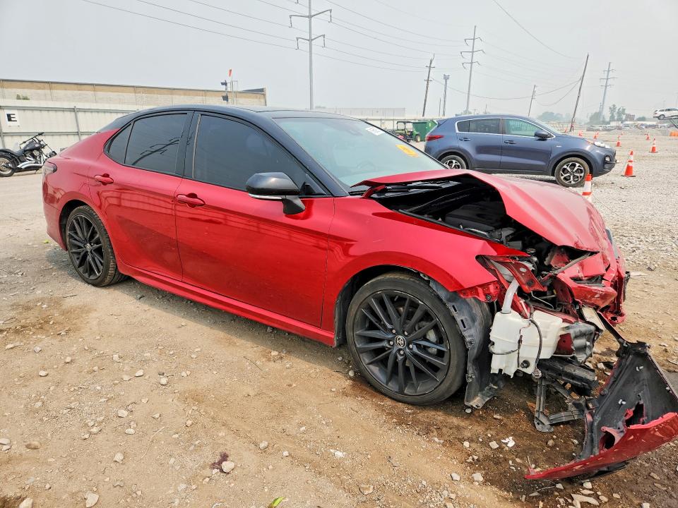 Продажа на аукционе авто 2021 Toyota Camry, vin: 4T1K61BK8MU042776, номер лота: 61659276