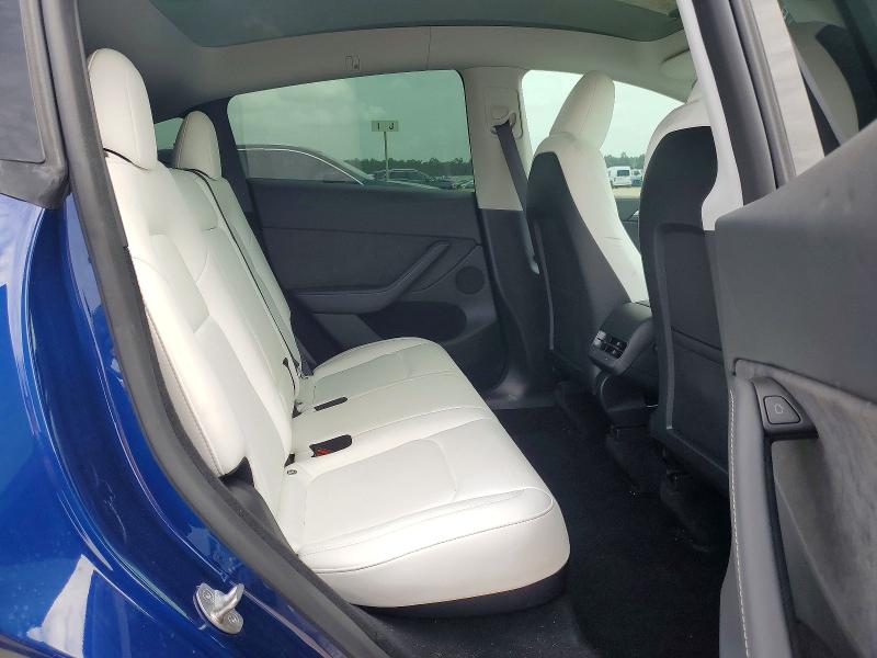 Продаж на аукціоні авто 2024 Tesla Model Y, vin: 7SAYGDEE1RA215170, номер лоту: 60880796