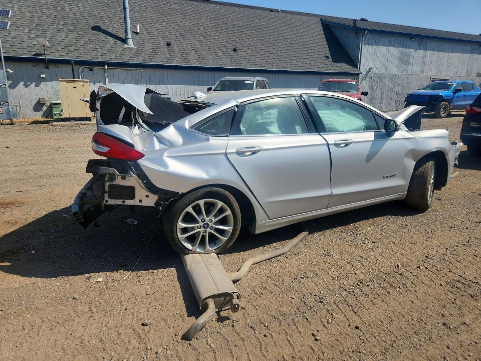 Продажа на аукционе авто 2019 Ford Fusion, vin: 3FA6P0LU3KR143506, номер лота: 62506306