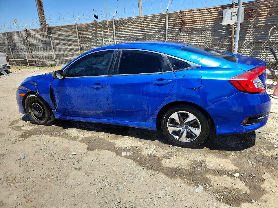 Продажа на аукционе авто 2017 Honda Civic, vin: 19XFC2F56HE217913, номер лота: 61639336