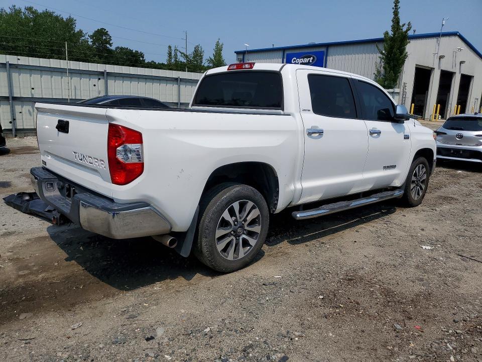 62388196 :رقم المزاد ، 5TFFY5F13JX229815 vin ، 2018 Toyota Tundra مزاد بيع