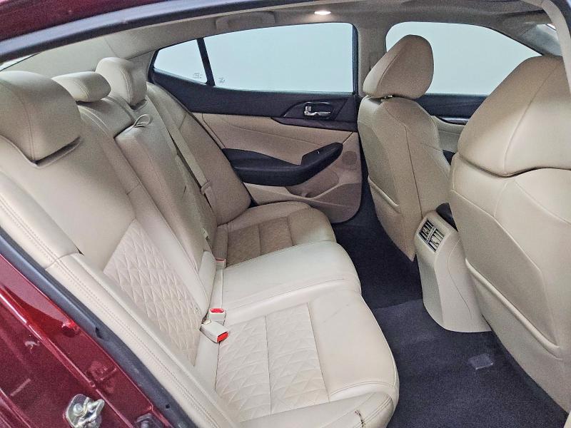 60085006 :رقم المزاد ، 1N4AA6AP4HC425866 vin ، 2017 Nissan Maxima مزاد بيع