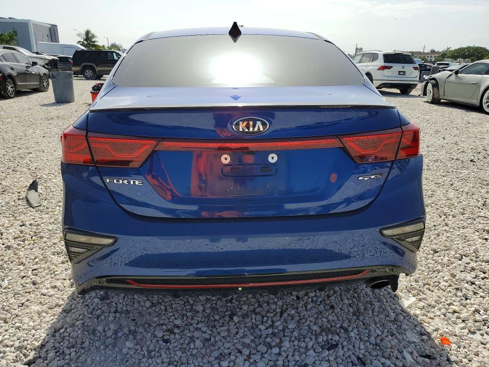2021 Kia Forte მანქანა იყიდება აუქციონზე, vin: 3KPF34AD5ME397082, აუქციონის ნომერი: 60975166