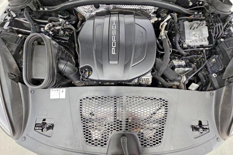 62970746 :رقم المزاد ، WP1AA2A57MLB08979 vin ، 2021 Porsche Macan مزاد بيع
