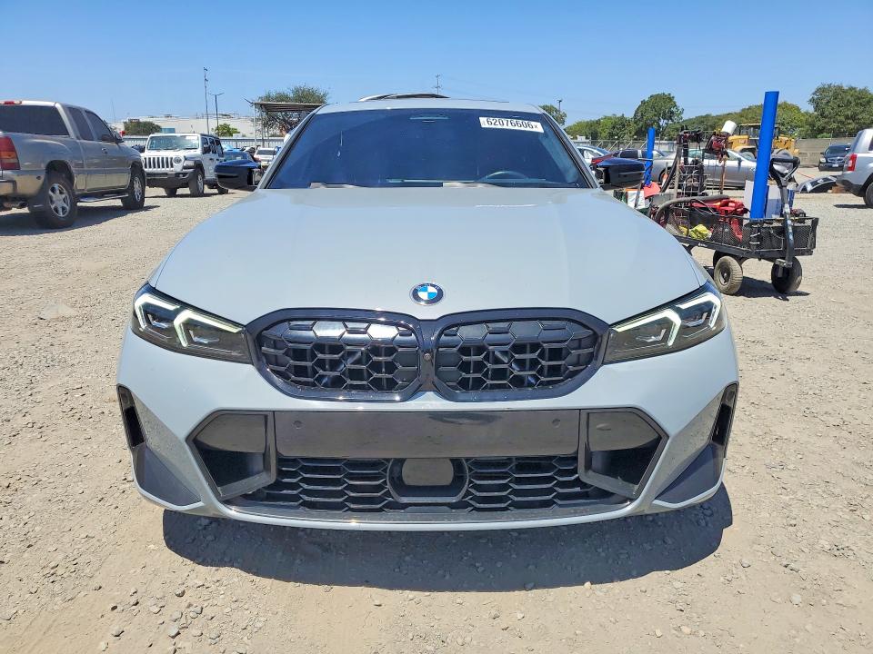 62076606 :رقم المزاد ، 3MW49FS09R8E84662 vin ، 2024 Bmw M340i مزاد بيع