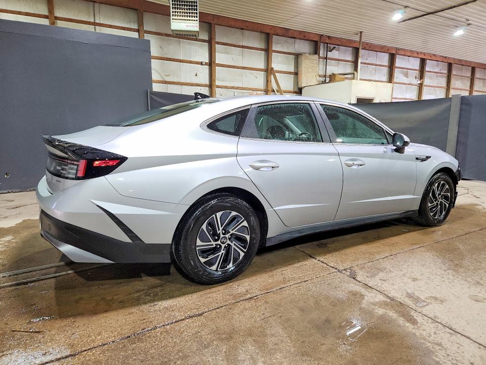 Продажа на аукционе авто 2026 Hyundai Sonata Hybrid, vin: KMHL24JJ0TA171735, номер лота: 62676926