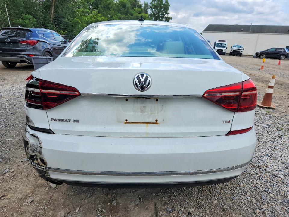 Aukcja sprzedaży 2017 Volkswagen Passat, vin: 1VWBT7A37HC032744, numer aukcji: 63123416