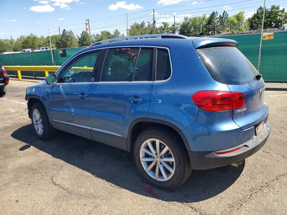 2017 Volkswagen Tiguan მანქანა იყიდება აუქციონზე, vin: WVGSV7AXXHK018676, აუქციონის ნომერი: 60855086