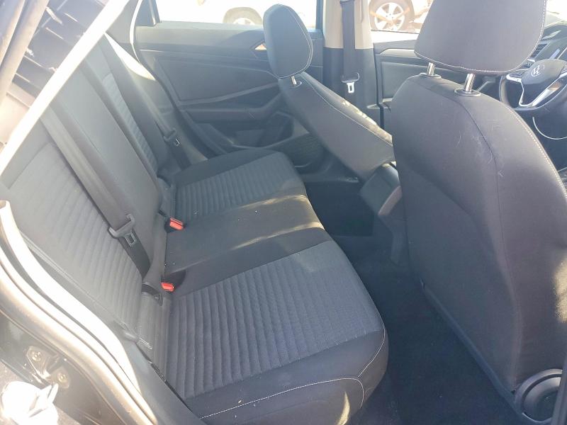 60330126 :رقم المزاد ، 3VWNM7BU8NM026799 vin ، 2022 Volkswagen Jetta مزاد بيع