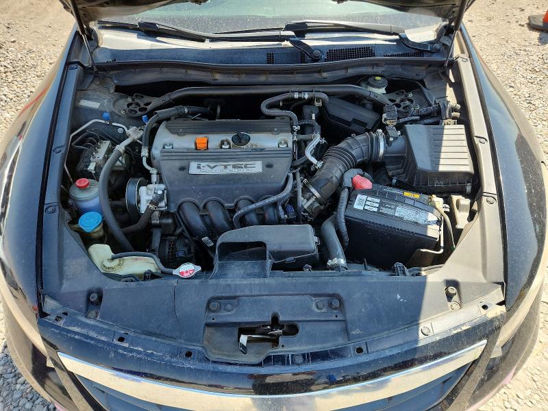 62097776 :رقم المزاد ، 1HGCS1B32BA005803 vin ، 2011 Honda Accord مزاد بيع