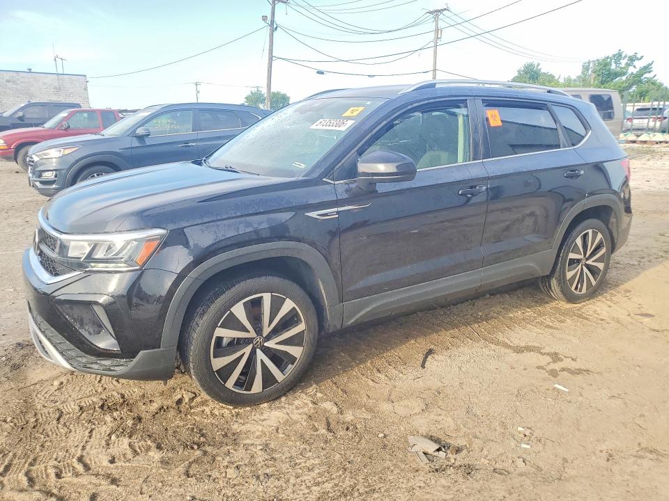 Продаж на аукціоні авто 2022 Volkswagen Taos, vin: 3VVSX7B2XNM010519, номер лоту: 61353306