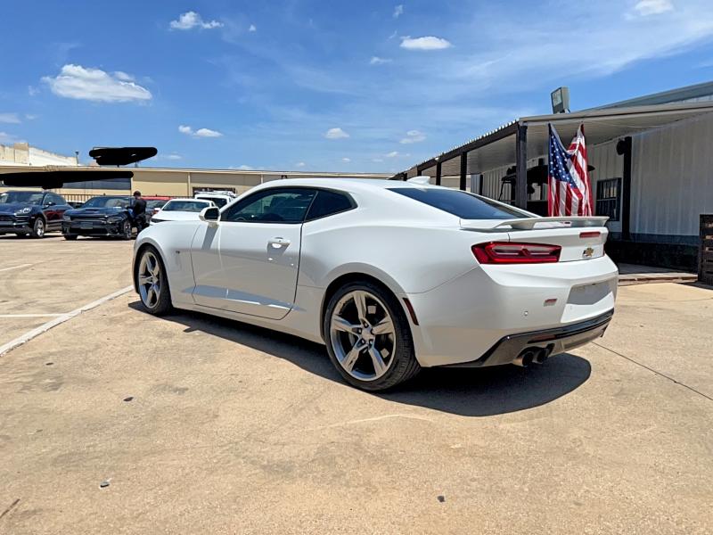 63213406 :رقم المزاد ، 1G1FH1R73J0131328 vin ، 2018 Chevrolet Camaro مزاد بيع