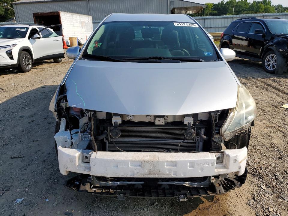 61174246 :رقم المزاد ، JTDZN3EU2EJ013677 vin ، 2014 Toyota Prius V مزاد بيع