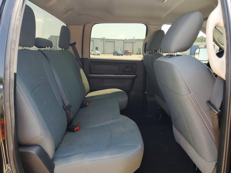 62668726 :رقم المزاد ، 3C6UR4CJ4JG287382 vin ، 2018 Ram 2500 مزاد بيع