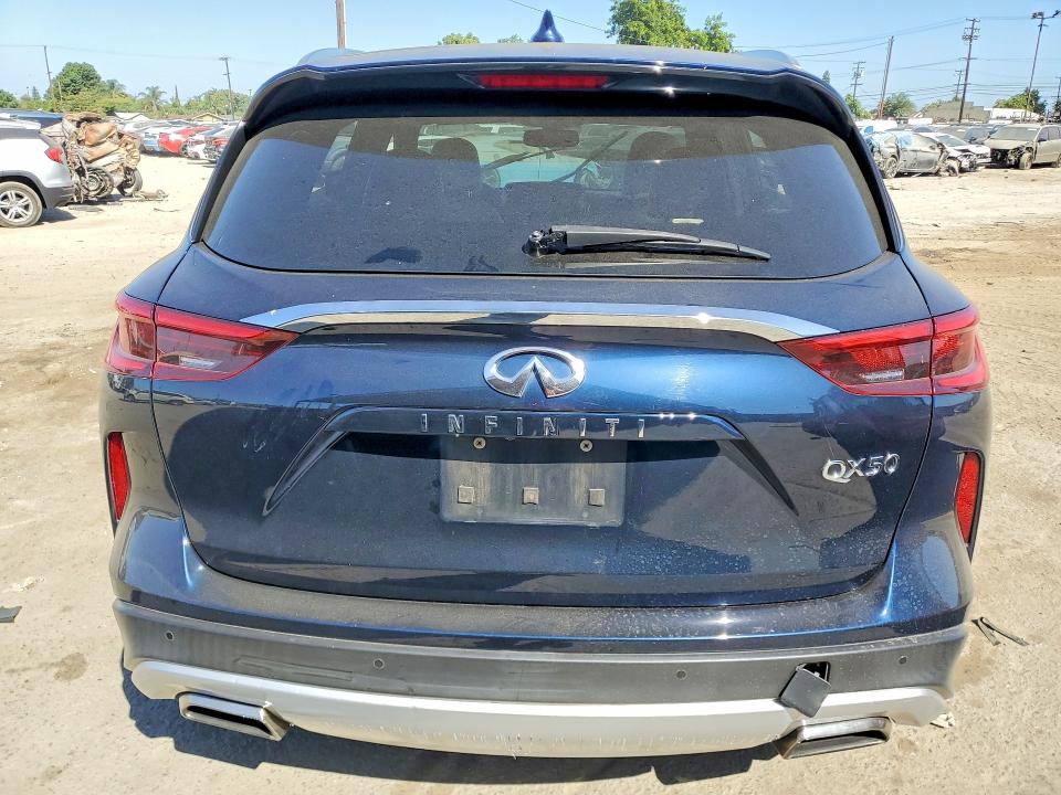 61864076 :رقم المزاد ، 3PCAJ5M16KF110735 vin ، 2019 Infiniti Qx50 مزاد بيع