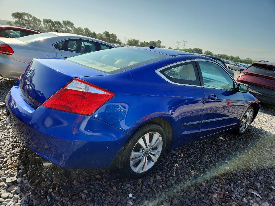 Aukcja sprzedaży 2010 Honda Accord, vin: 1HGCS1B88AA000860, numer aukcji: 59282236