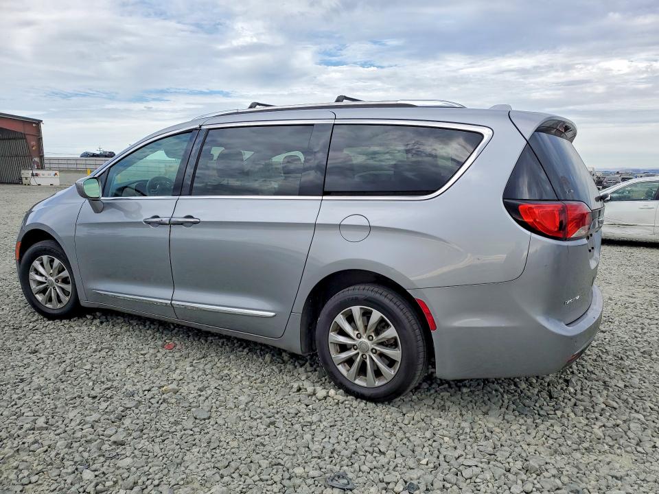 Продаж на аукціоні авто 2019 Chrysler Pacifica, vin: 2C4RC1BG5KR583284, номер лоту: 61622096