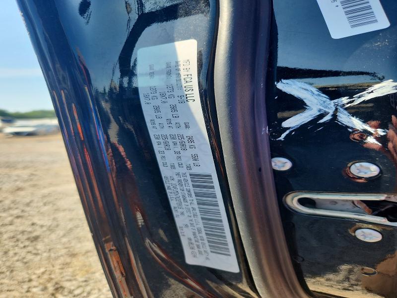 60619876 :رقم المزاد ، 1C4PJMDN7KD272016 vin ، 2019 Jeep Cherokee مزاد بيع