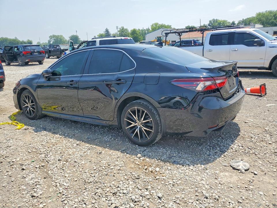 60973056 :رقم المزاد ، 4T1T11AK9RU889821 vin ، 2024 Toyota Camry مزاد بيع