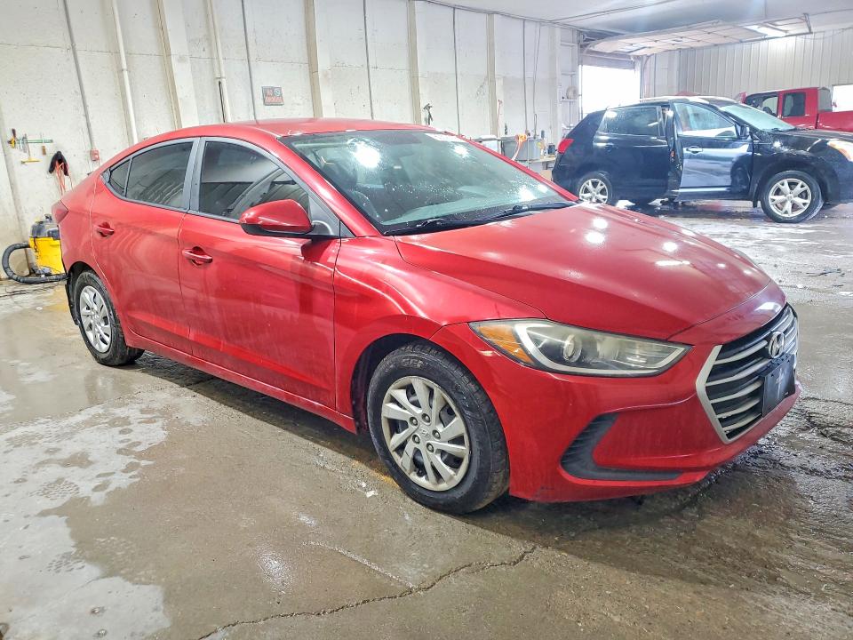 60606776 :رقم المزاد ، 5NPD74LF2HH037327 vin ، 2017 Hyundai Elantra مزاد بيع