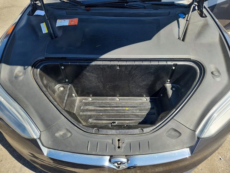Продаж на аукціоні авто 2016 Tesla Model S, vin: 5YJSA1E15GF170525, номер лоту: 61980986