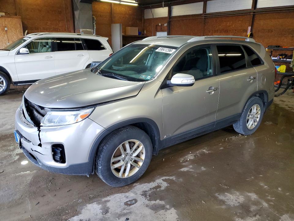 2015 Kia Sorento მანქანა იყიდება აუქციონზე, vin: 5XYKTDA64FG570127, აუქციონის ნომერი: 59641296