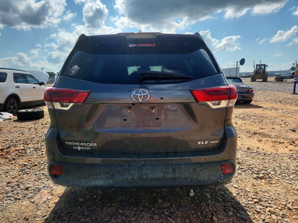 Продаж на аукціоні авто 2017 Toyota Highlander, vin: 5TDJZRFH0HS385435, номер лоту: 59028196