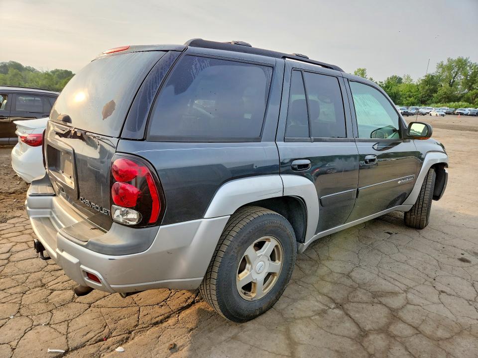 61215156 :رقم المزاد ، 1GNDT13S142281125 vin ، 2004 Chevrolet Trailblazer مزاد بيع