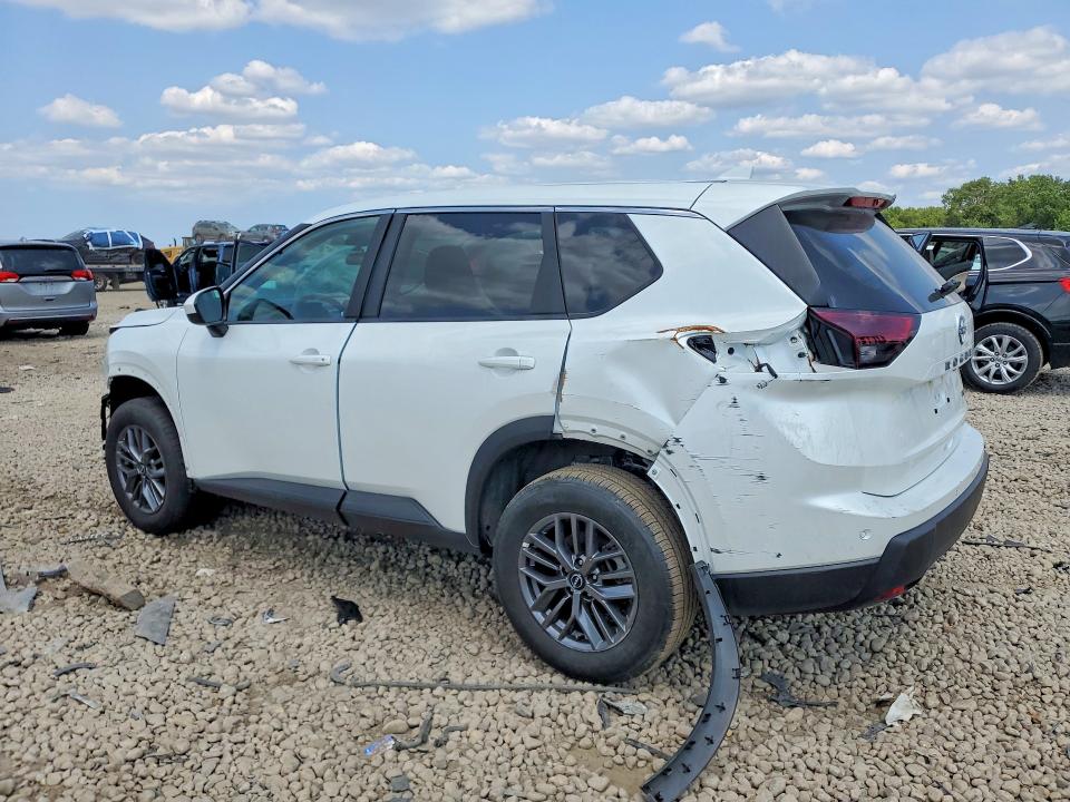 Продаж на аукціоні авто 2026 Nissan Rogue, vin: 5N1BT3BB3TC718561, номер лоту: 62446396