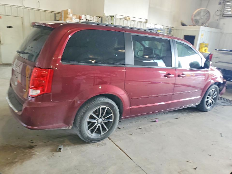 60180516 :رقم المزاد ، 2C4RDGEG8HR568590 vin ، 2017 Dodge Grand Caravan مزاد بيع