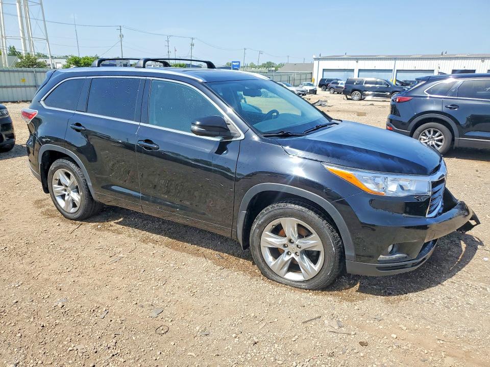 58889136 :رقم المزاد ، 5TDDKRFH9FS163295 vin ، 2015 Toyota Highlander مزاد بيع