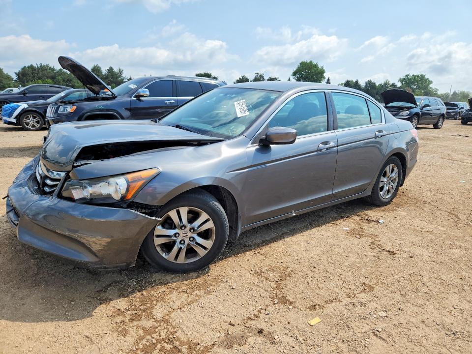 61675926 :رقم المزاد ، 1HGCP2F61BA058813 vin ، 2011 Honda Accord مزاد بيع