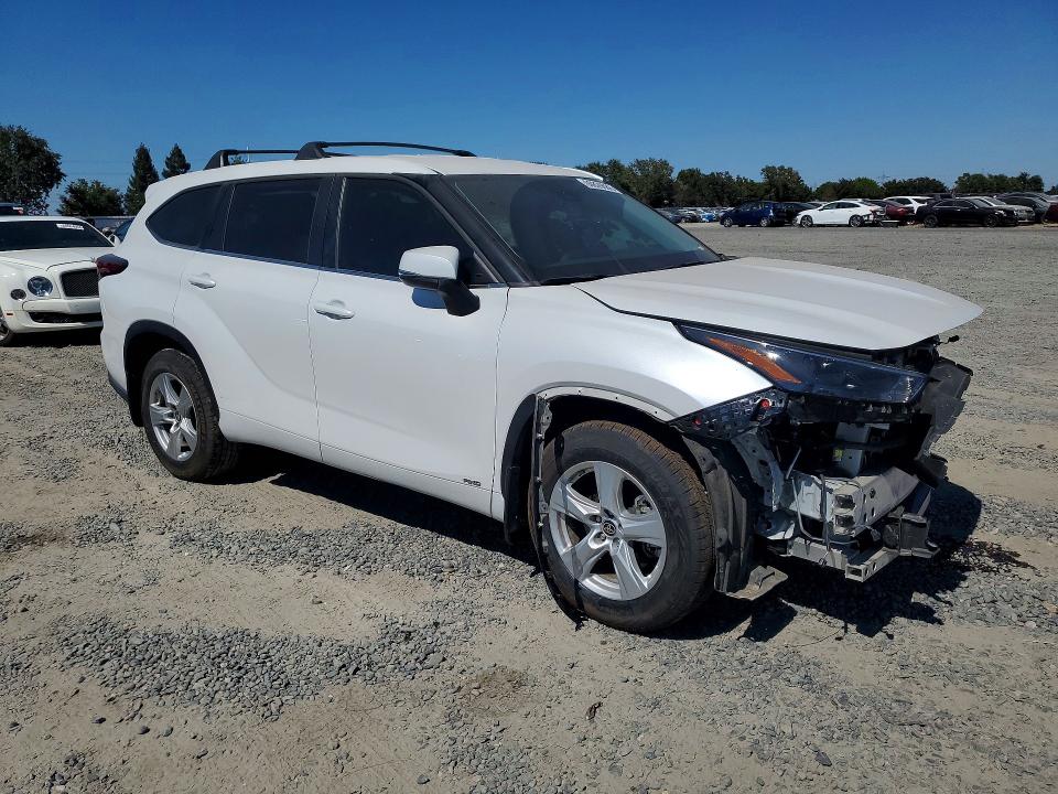 Продажа на аукционе авто 2023 Toyota Highlander, vin: 5TDBBRCH4PS133960, номер лота: 60826686