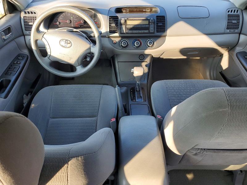 2005 Toyota Camry მანქანა იყიდება აუქციონზე, vin: 4T1BE32K25U538754, აუქციონის ნომერი: 63007736